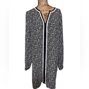 Max Studio XL Black White Geometric Shift Dress Long Sleeve VNeck Lined Mod-mini